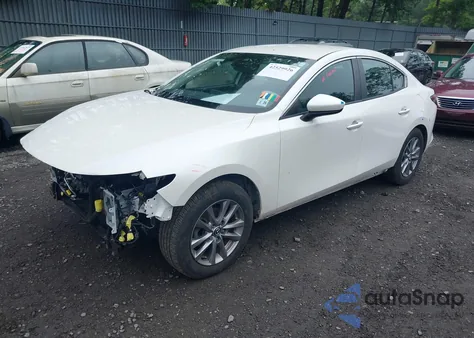 2021 Mazda Mazda3 2.5 S z USA, uszkodzony, nr VIN JM1BPAAL3M1313269